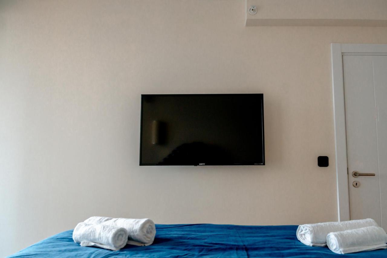 Orbi City - Aparthotel Near The Beach Batumi Exterior photo