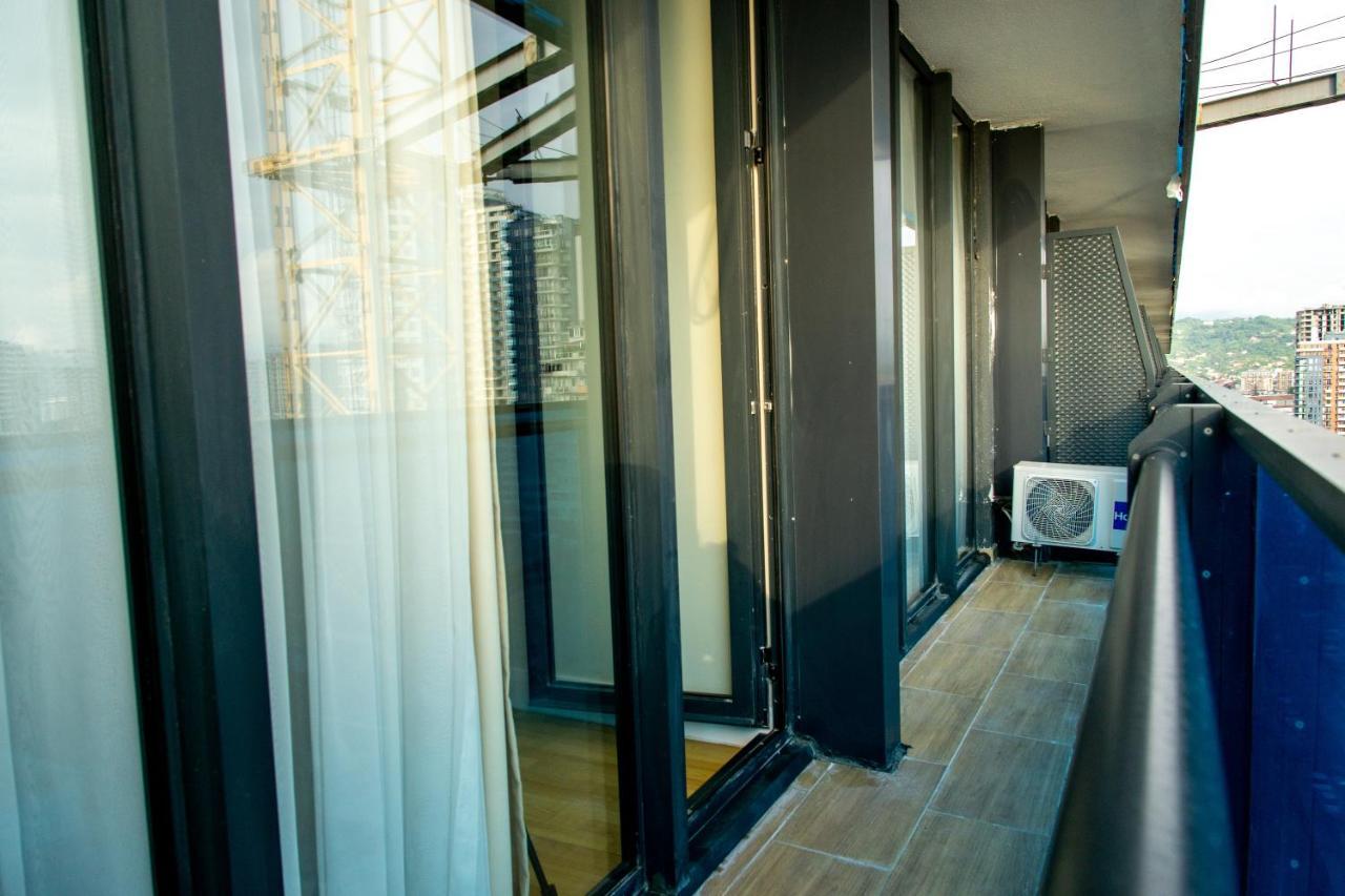 Orbi City - Aparthotel Near The Beach Batumi Exterior photo